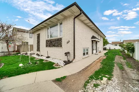 4219 Wehrman Ave, Schiller Park, IL 60176