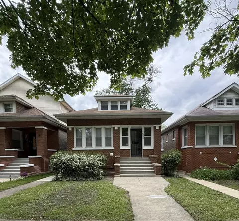 7634 S Loomis Blvd, Chicago, IL 60620