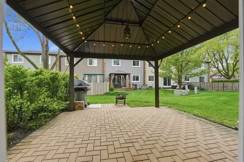 Exterior - 710 Bayside Ct, Wheeling, IL 60090 photo 3 of 4