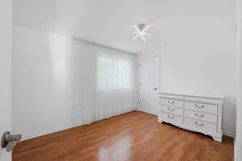 Bedroom - 710 Bayside Ct, Wheeling, IL 60090 photo 6 of 6