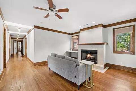 Entry Way - 747 Park Ave, River Forest, IL 60305 photo 4 of 4