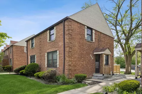 440 East Ave, La Grange, IL 60525