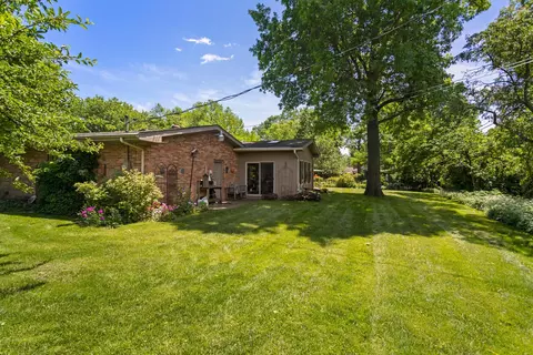 Exterior - 1705 Salem Rd, Champaign, IL 61821 photo 7 of 8