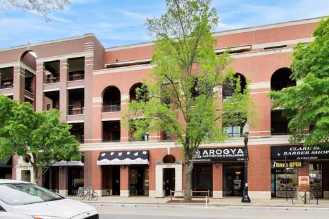 4743 N Clark St #4N, Chicago, IL 60640