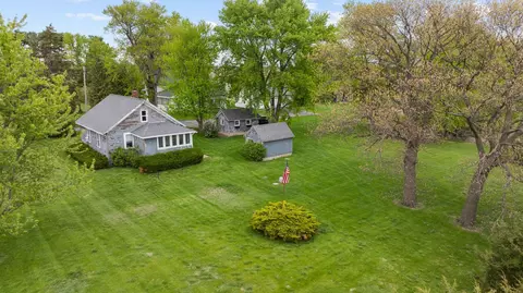 8162 S Perryville Rd, Cherry Valley, IL 61016