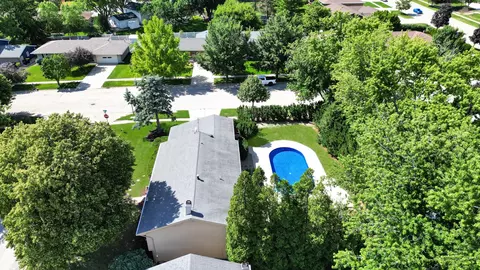 View/Area - 300 Raleigh Ct, Normal, IL 61761 photo 1 of 2