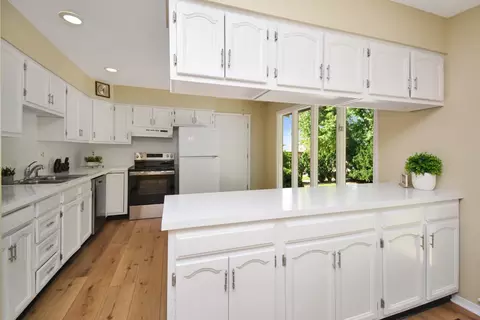 Kitchen - 300 Raleigh Ct, Normal, IL 61761 photo 1 of 15