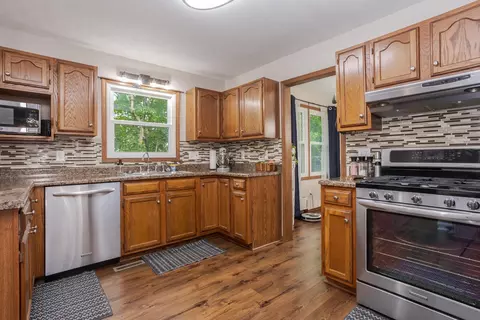 Kitchen - 23 Palm Ct, Bloomington, IL 61701 photo 3 of 4