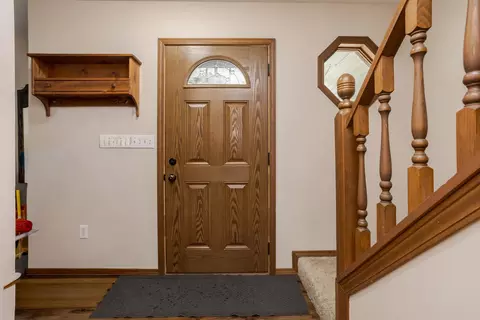 Entry Way - 23 Palm Ct, Bloomington, IL 61701 photo 1 of 2
