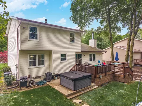 Exterior - 23 Palm Ct, Bloomington, IL 61701 photo 12 of 15