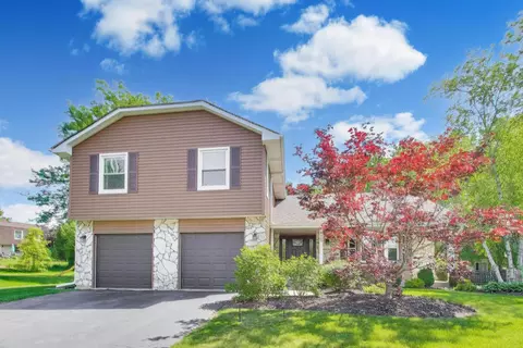 4122 Crimson Dr, Hoffman Estates, IL 60192
