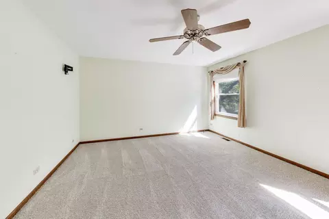 Bedroom - 4122 Crimson Dr, Hoffman Estates, IL 60192 photo 1 of 5