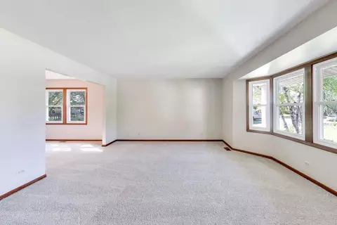 Living - 4122 Crimson Dr, Hoffman Estates, IL 60192 photo 1 of 6