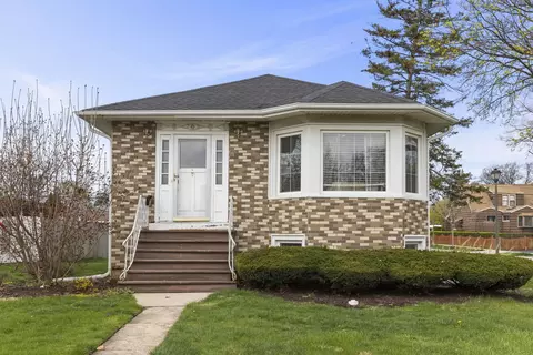202 S Pick Ave, Elmhurst, IL 60126