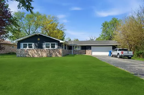 1271 Edmonds Ave, New Lenox, IL 60451