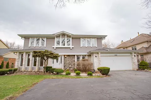 1900 Landwehr Rd, Northbrook, IL 60062