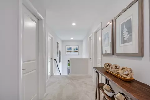 Entry Way - 84 Hedgerow Dr, Elgin, IL 60124 photo 2 of 2