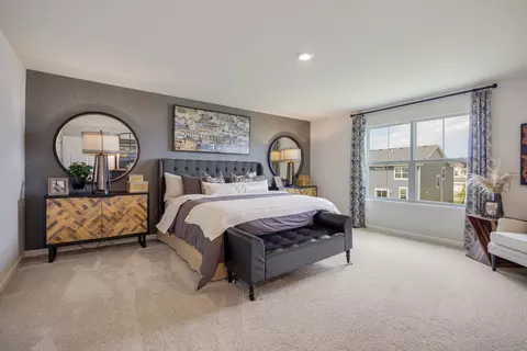Bedroom - 84 Hedgerow Dr, Elgin, IL 60124 photo 1 of 6
