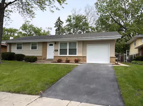 3502 Woodworth Pl, Hazel Crest, IL 60429