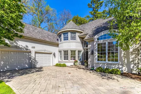 1730 Yale Ct, Lake Forest, IL 60045