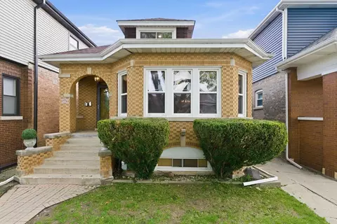 5411 W Byron St, Chicago, IL 60641