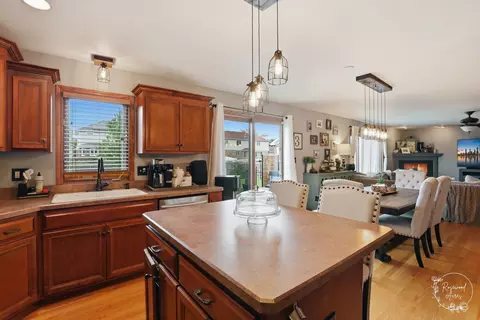 Kitchen - 4974 W Cardinal Ct, Monee, IL 60449 photo 2 of 3