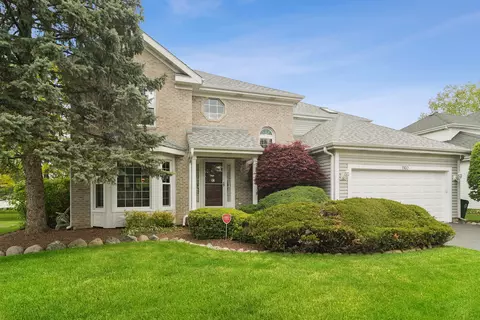 1160 Hummingbird Ln, Grayslake, IL 60030