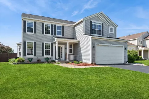 25817 S Yellow Pine Dr, Channahon, IL 60410