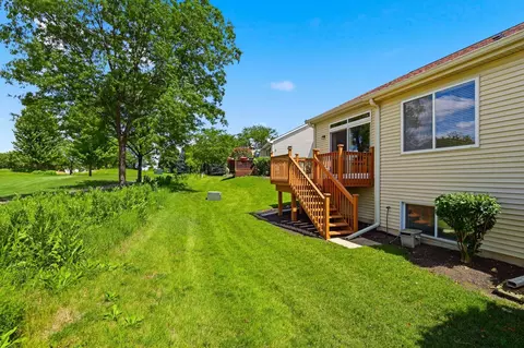 Exterior - 21312 W Douglas Ln, Plainfield, IL 60544 photo 6 of 7