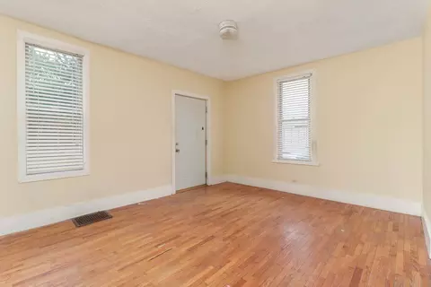 Living - 104 S Gridley St, Bloomington, IL 61701 photo 2 of 4