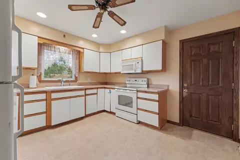 603 Orchard Ln, Beecher, IL 60401 photo 12
