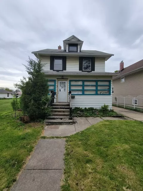 227 W 16th Pl, Chicago Heights, IL 60411
