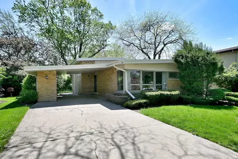 4409 W Lunt Ave, Lincolnwood, IL 60712