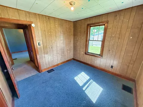 Bedroom - 426 S Locust St, Flora, IL 62839 photo 12 of 12