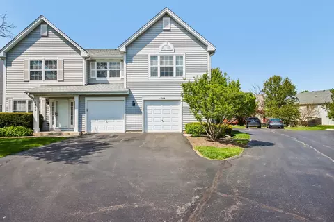 1344 Orleans Dr, Mundelein, IL 60060