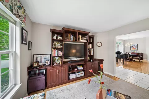 Living - 21626 W Larch Dr, Plainfield, IL 60544 photo 2 of 2