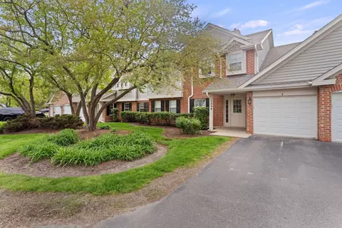 1246 Evergreen Dr #7, Palatine, IL 60074