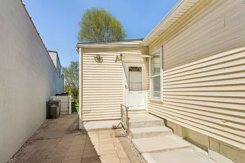 Other - 700 Villa St, Elgin, IL 60120 photo 6 of 7