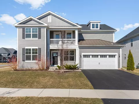 2552 Weatherbee Ln, Naperville, IL 60563
