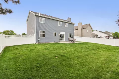 Exterior - 116 Ash Dr, Bolingbrook, IL 60490 photo 8 of 8