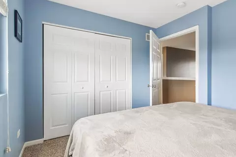 Bedroom - 116 Ash Dr, Bolingbrook, IL 60490 photo 2 of 5