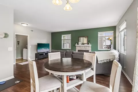 Dining - 116 Ash Dr, Bolingbrook, IL 60490 photo 4 of 4