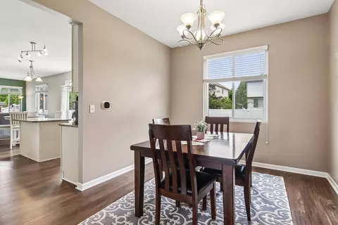 Dining - 116 Ash Dr, Bolingbrook, IL 60490 photo 3 of 4
