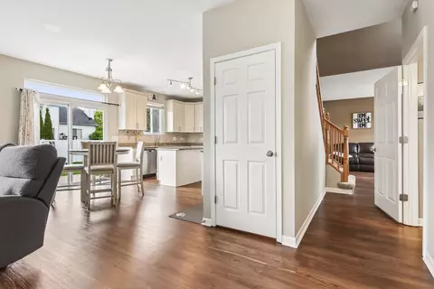 Entry Way - 116 Ash Dr, Bolingbrook, IL 60490 photo 3 of 3
