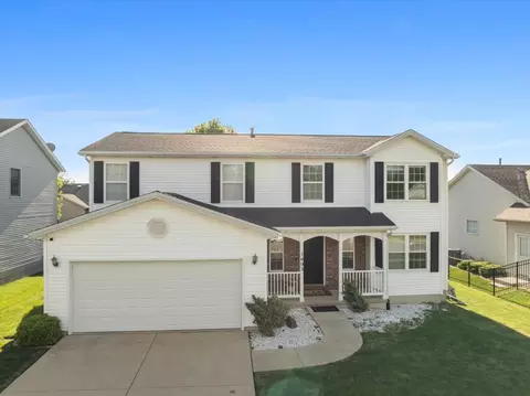 1603 Whitmer Ct, Bloomington, IL 61704