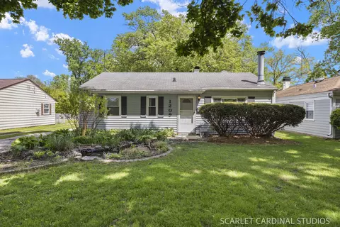 1209 Fischer St, Wheaton, IL 60189