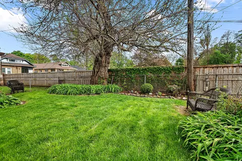Exterior - 1819 W 105th St, Chicago, IL 60643 photo 7 of 7