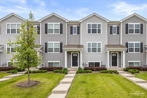 2447 Upland Rd, Pingree Grove, IL 60140