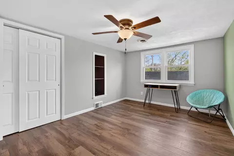 Bedroom - 756 Douglas St, Morris, IL 60450 photo 1 of 5