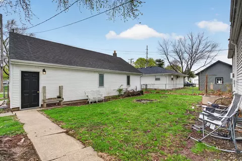 Exterior - 756 Douglas St, Morris, IL 60450 photo 4 of 7
